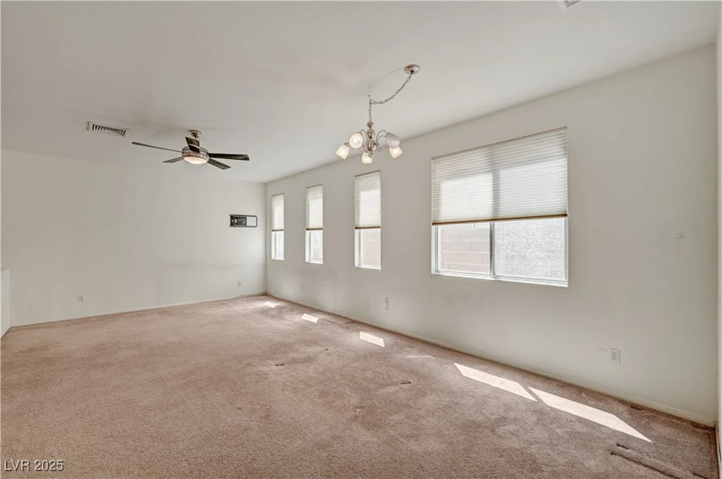10755 Manchester Park, Las Vegas, NV 89141
