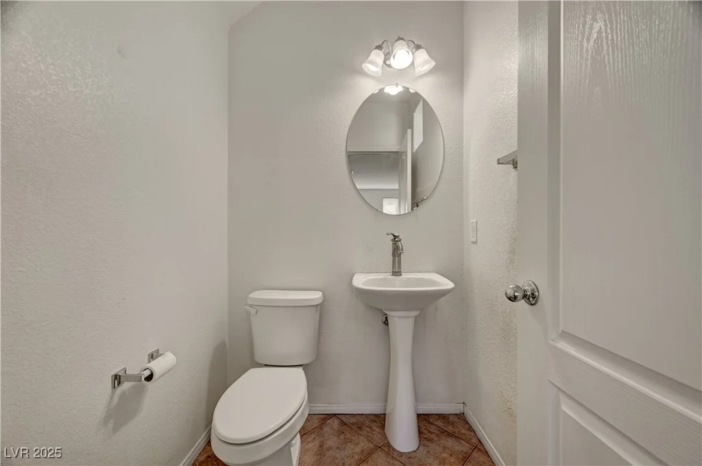 10755 Manchester Park, Las Vegas, NV 89141