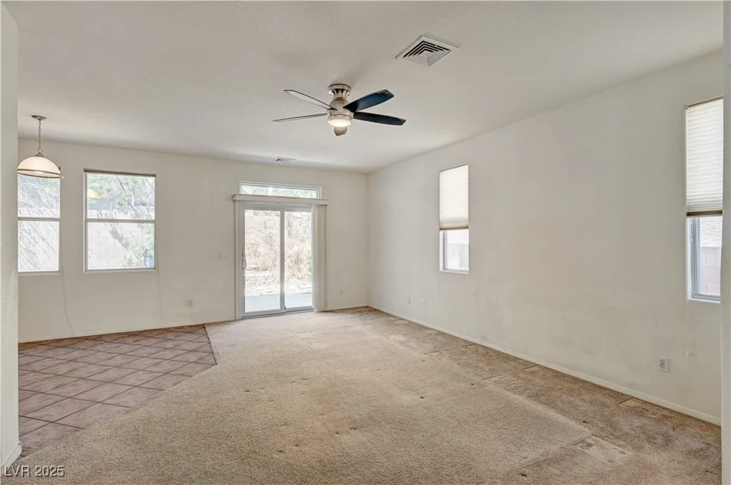 10755 Manchester Park, Las Vegas, NV 89141