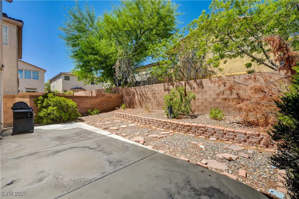 10755 Manchester Park, Las Vegas, NV 89141