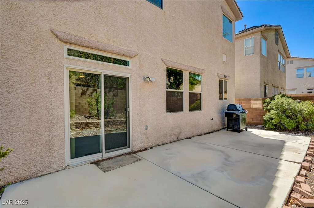 10755 Manchester Park, Las Vegas, NV 89141