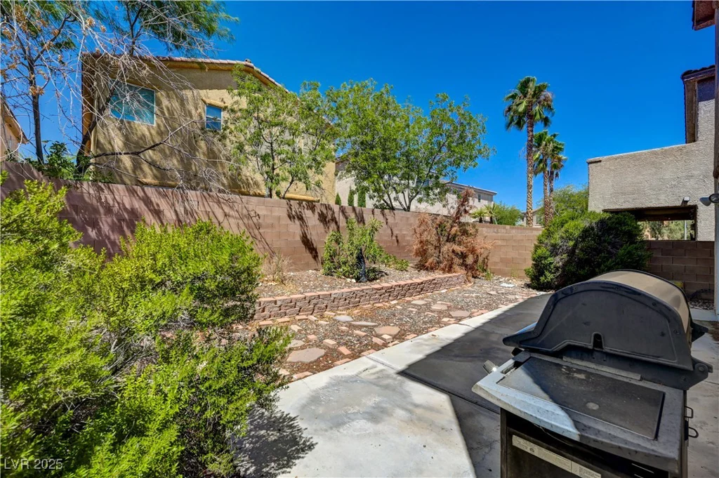 10755 Manchester Park, Las Vegas, NV 89141