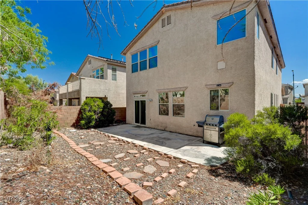 10755 Manchester Park, Las Vegas, NV 89141