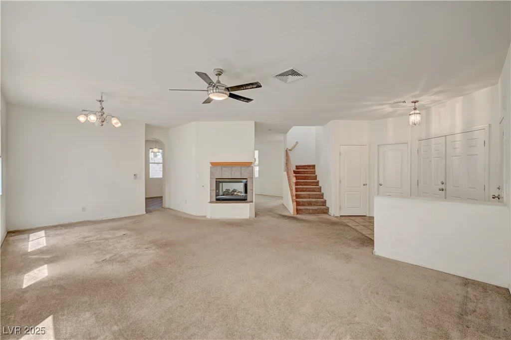 10755 Manchester Park, Las Vegas, NV 89141