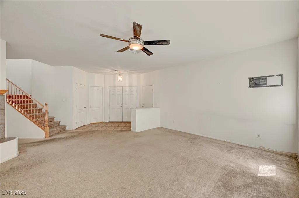 10755 Manchester Park, Las Vegas, NV 89141