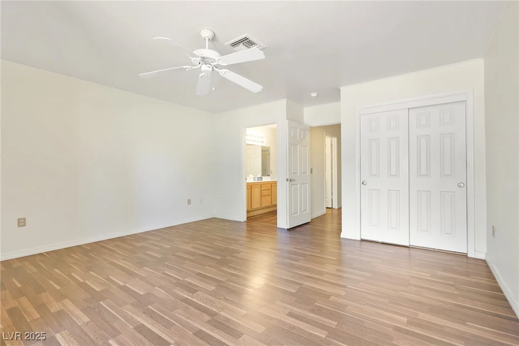 8560 Desert Holly, Las Vegas, NV 89134