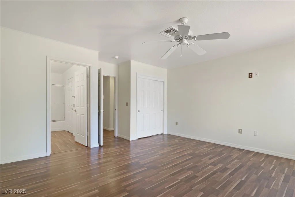 8560 Desert Holly, Las Vegas, NV 89134