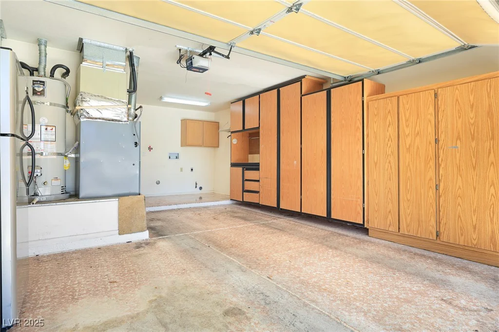 8560 Desert Holly, Las Vegas, NV 89134