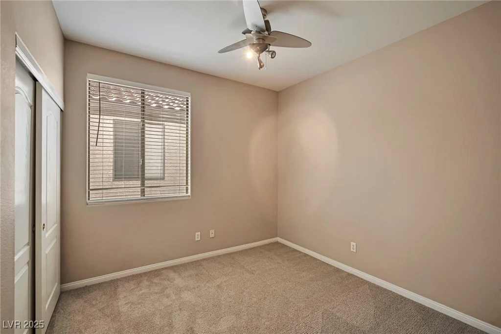 9010 Emery Lake, Las Vegas, NV 89123
