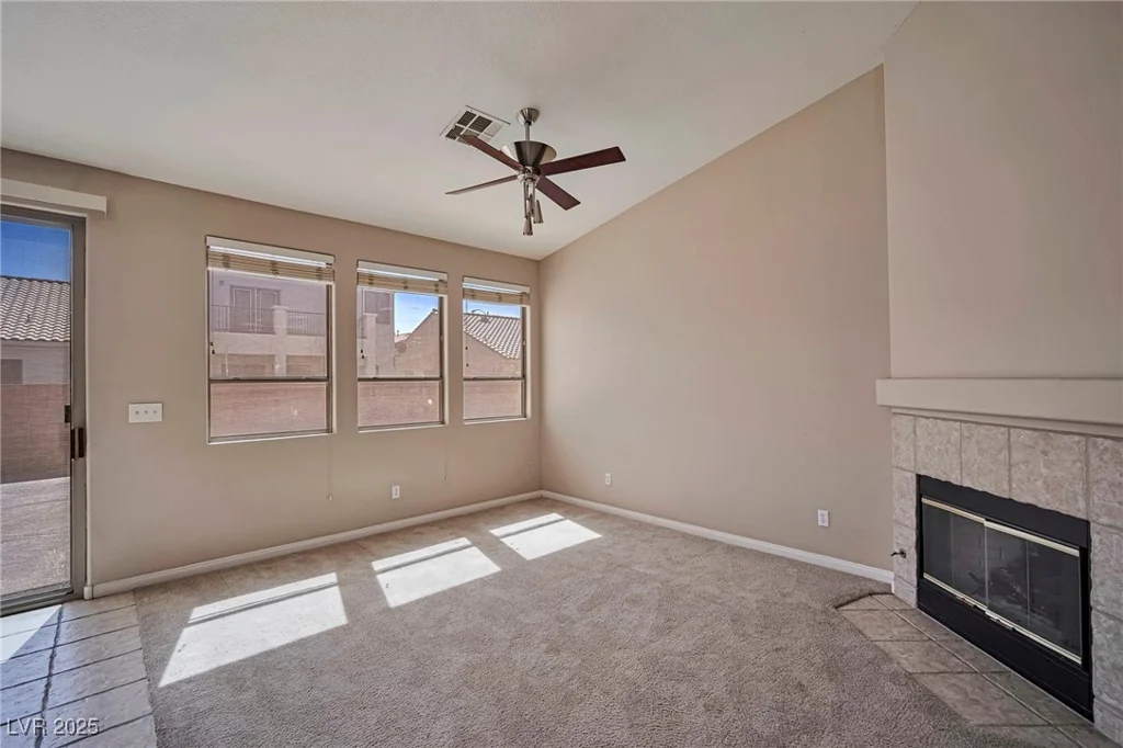 9010 Emery Lake, Las Vegas, NV 89123