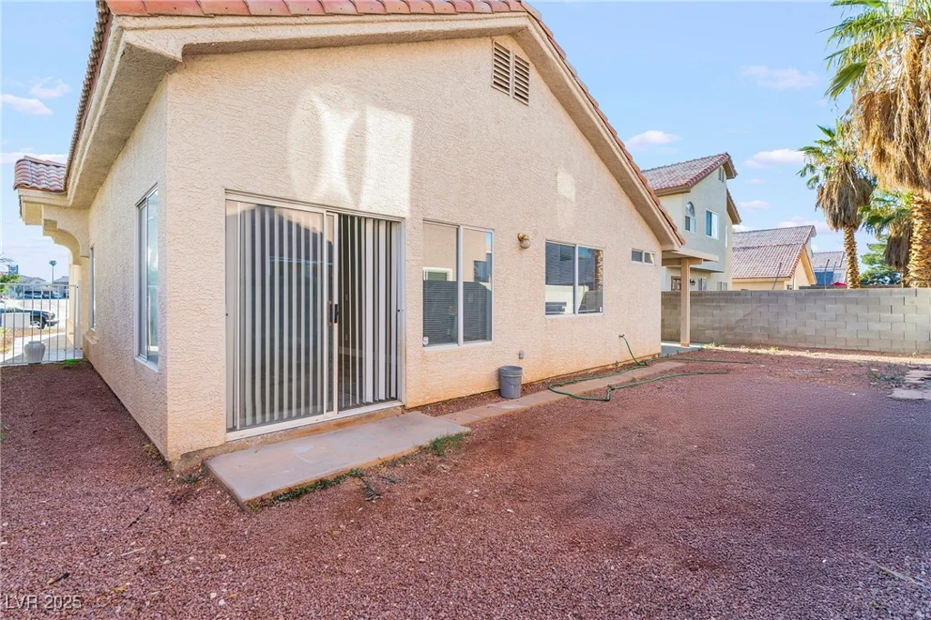 5616 Royal Castle, Las Vegas, NV 89130