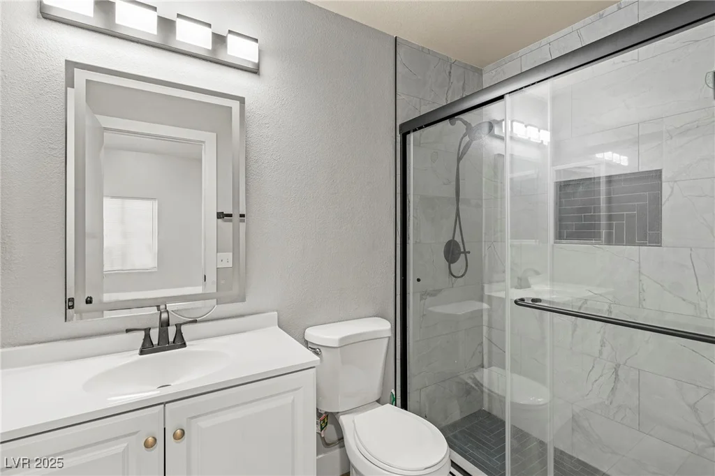 5616 Royal Castle, Las Vegas, NV 89130