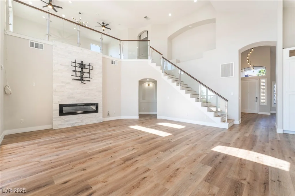 1016 Eaglewood, Las Vegas, NV 89144