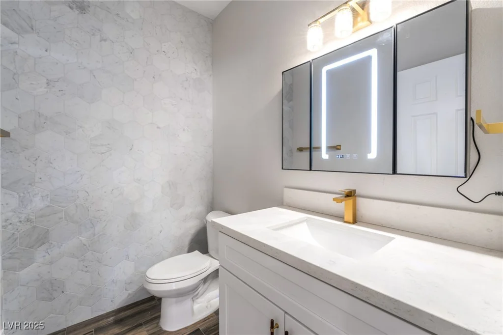 1016 Eaglewood, Las Vegas, NV 89144
