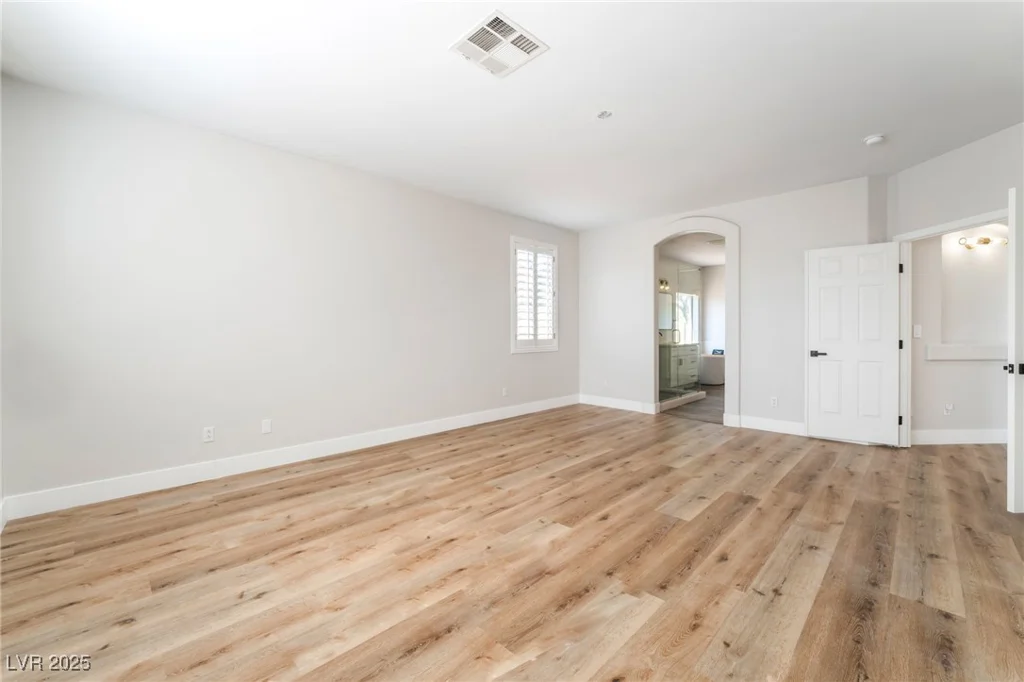 1016 Eaglewood, Las Vegas, NV 89144