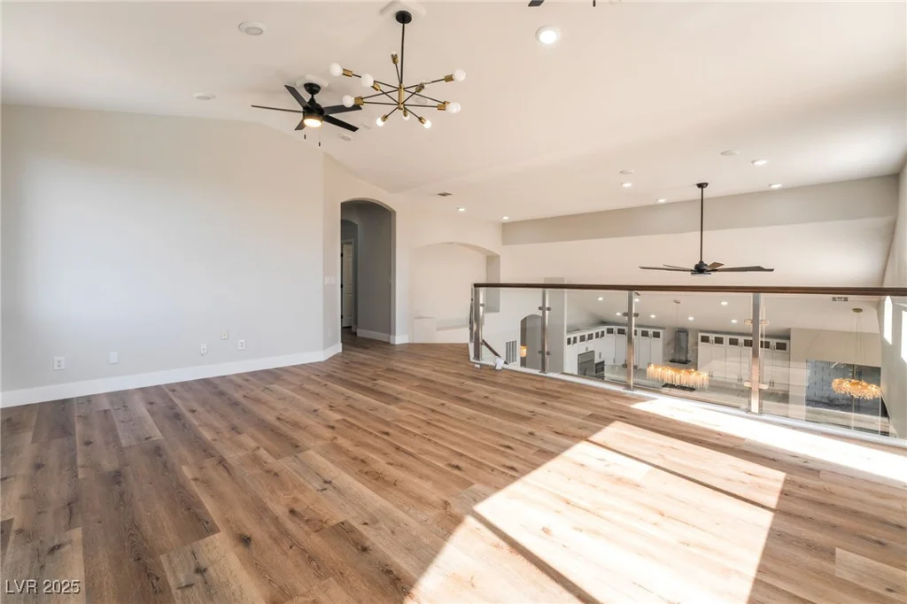 1016 Eaglewood, Las Vegas, NV 89144