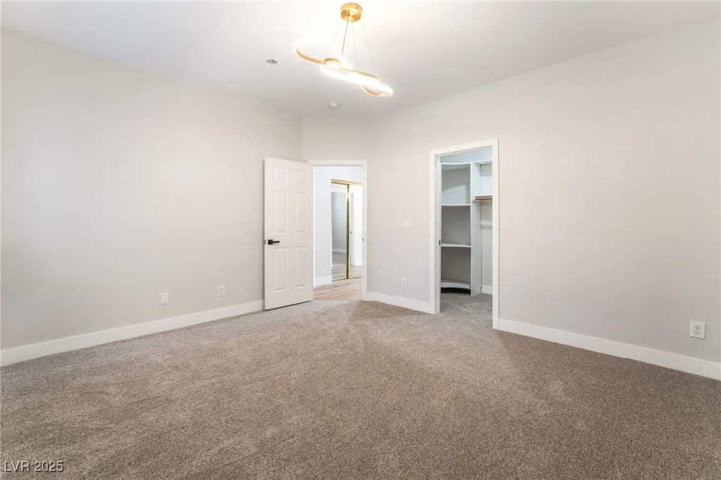 1016 Eaglewood, Las Vegas, NV 89144