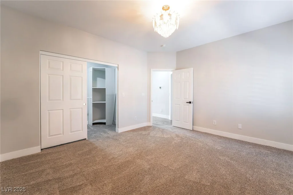 1016 Eaglewood, Las Vegas, NV 89144
