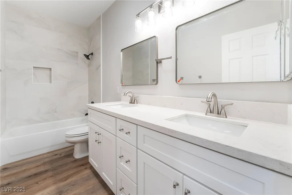 1016 Eaglewood, Las Vegas, NV 89144