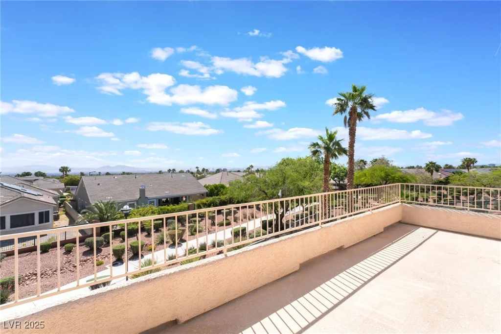 1016 Eaglewood, Las Vegas, NV 89144