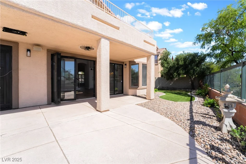 1016 Eaglewood, Las Vegas, NV 89144