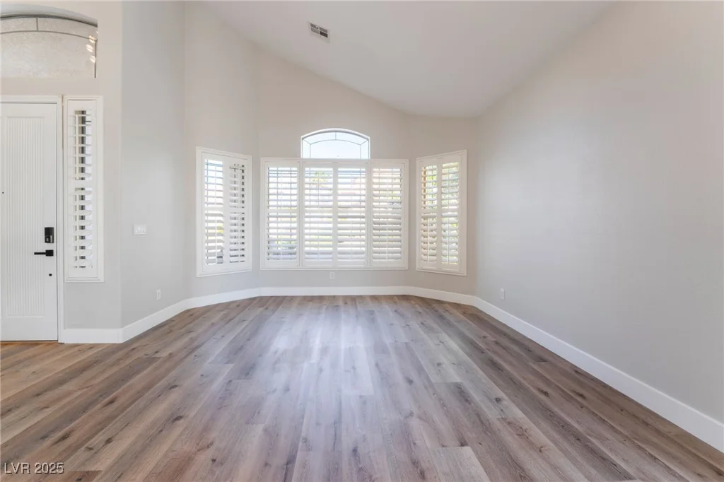 1016 Eaglewood, Las Vegas, NV 89144