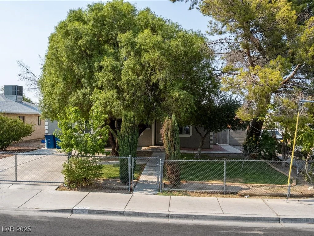 2223 Ogden, Las Vegas, NV 89101
