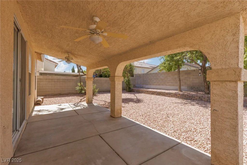 757 Roddenberry, Las Vegas, NV 89123