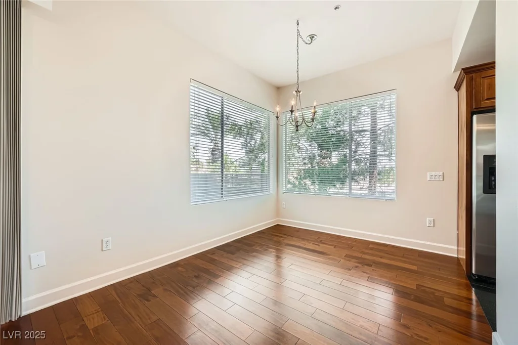 87 Agate, Las Vegas, NV 89123