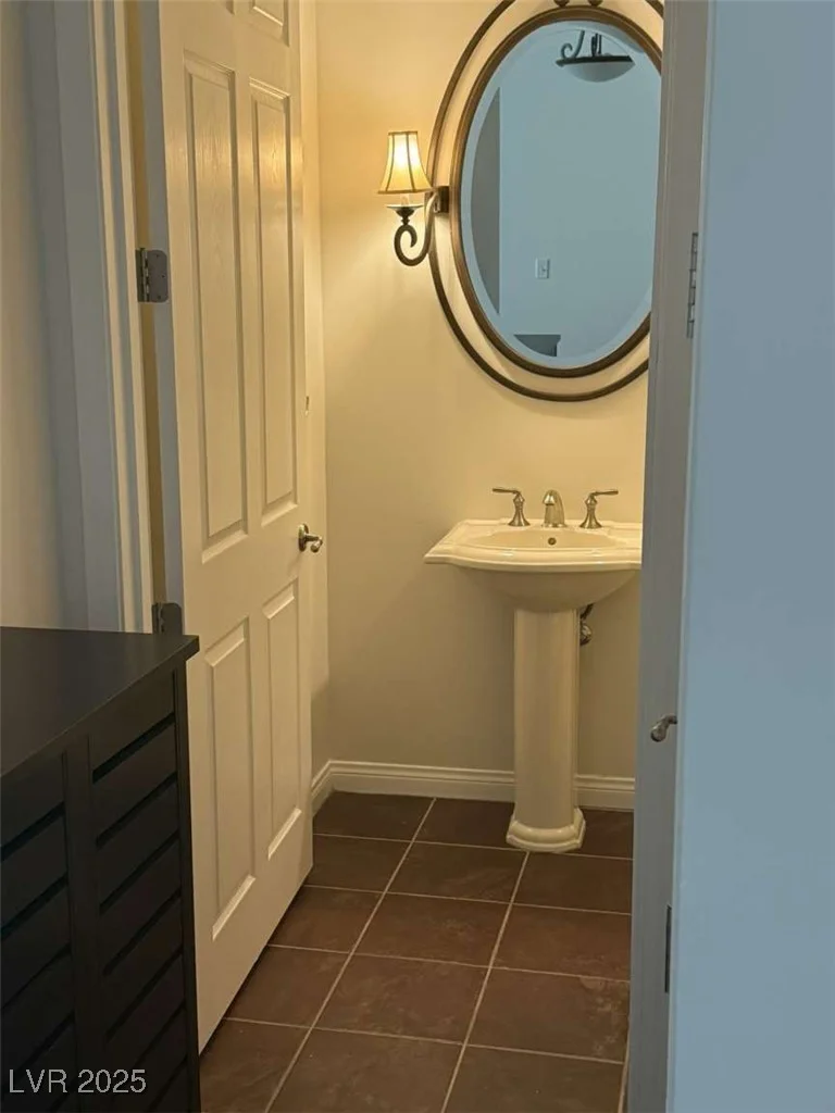 2455 Serene, Las Vegas, NV 89123