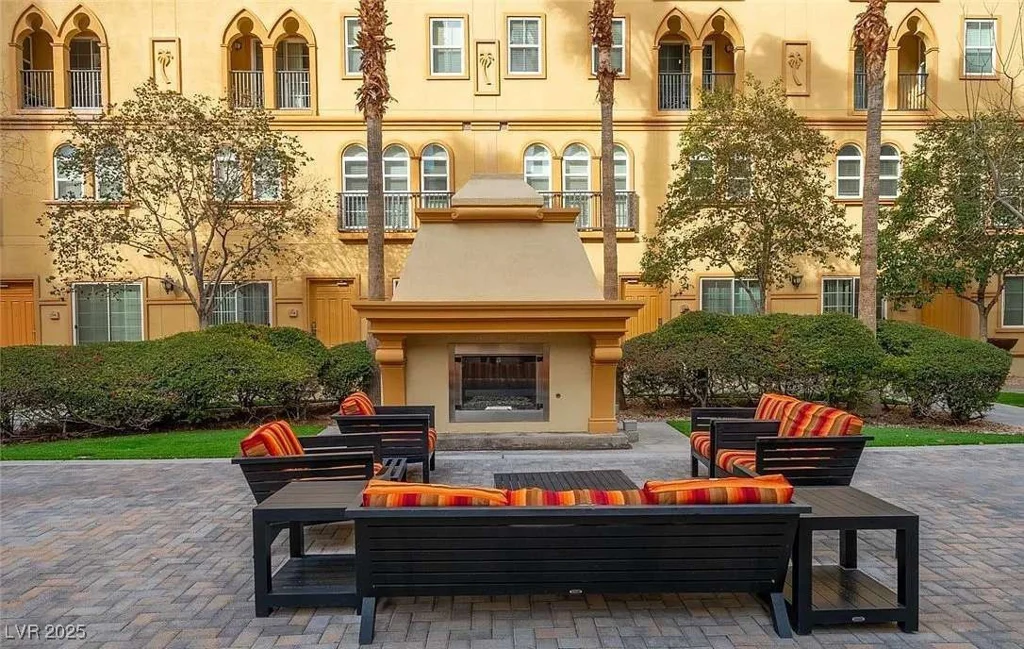 2455 Serene, Las Vegas, NV 89123