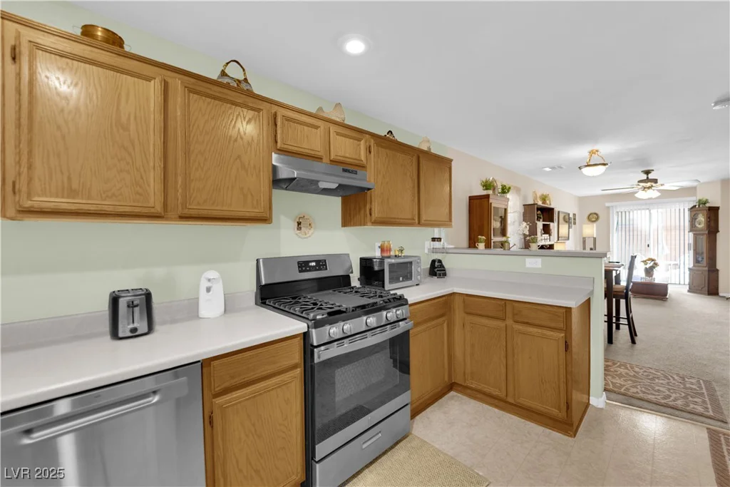 8354 Pearl Beach, Las Vegas, NV 89139