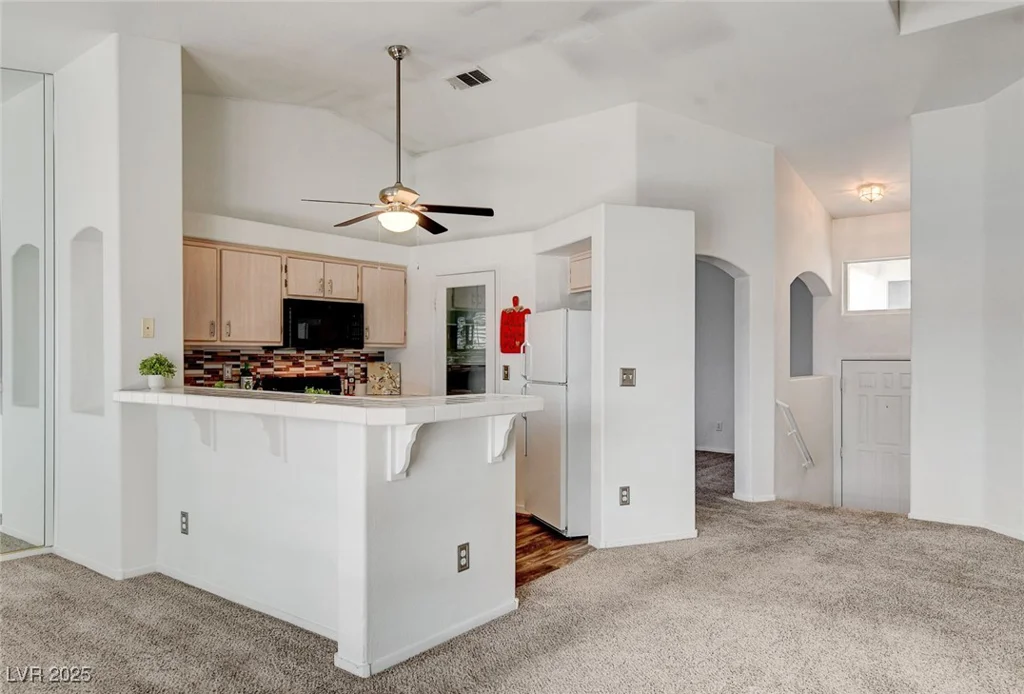 6201 Lake Mead, Las Vegas, NV 89156