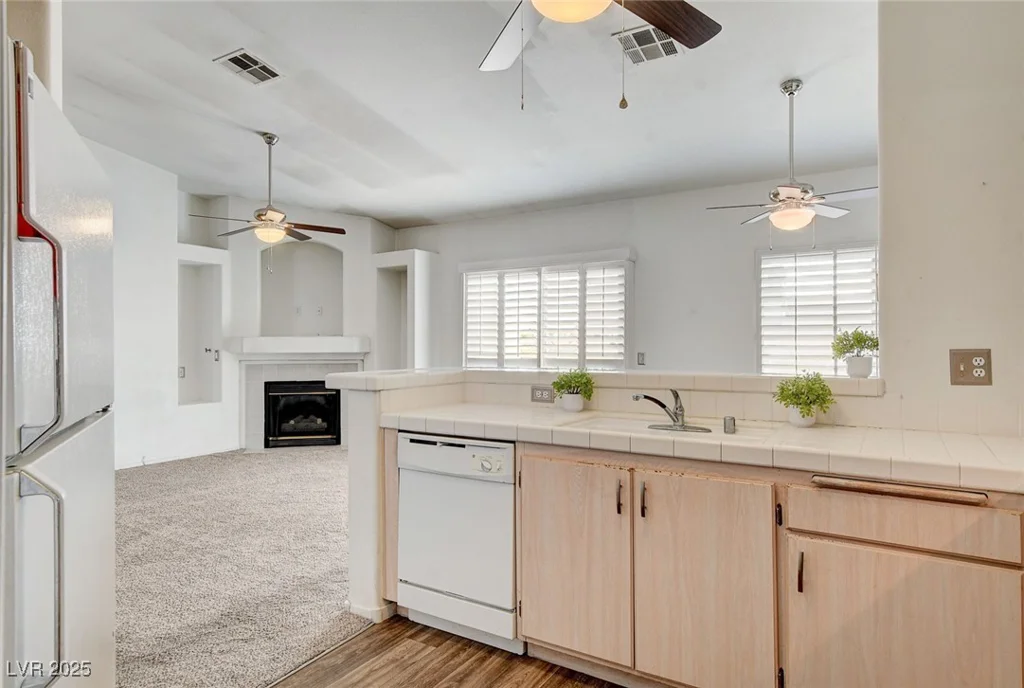 6201 Lake Mead, Las Vegas, NV 89156