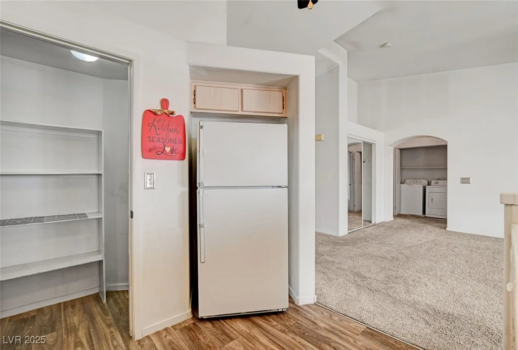 6201 Lake Mead, Las Vegas, NV 89156