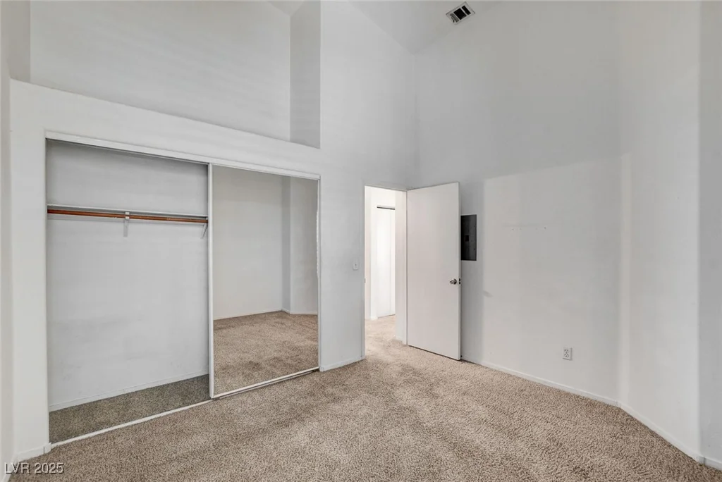 6201 Lake Mead, Las Vegas, NV 89156