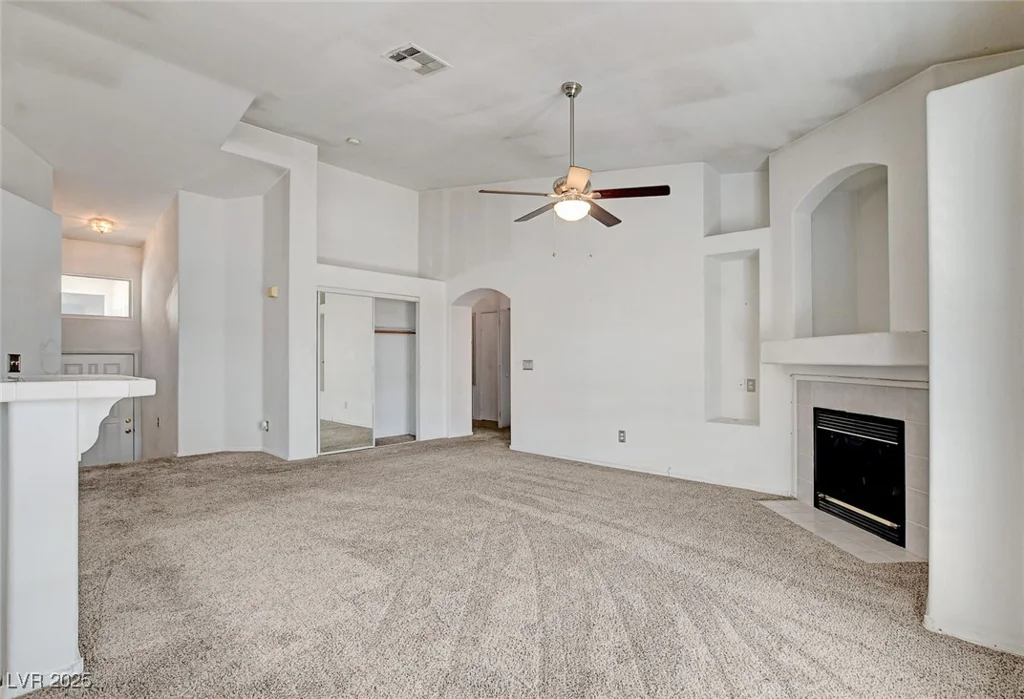 6201 Lake Mead, Las Vegas, NV 89156