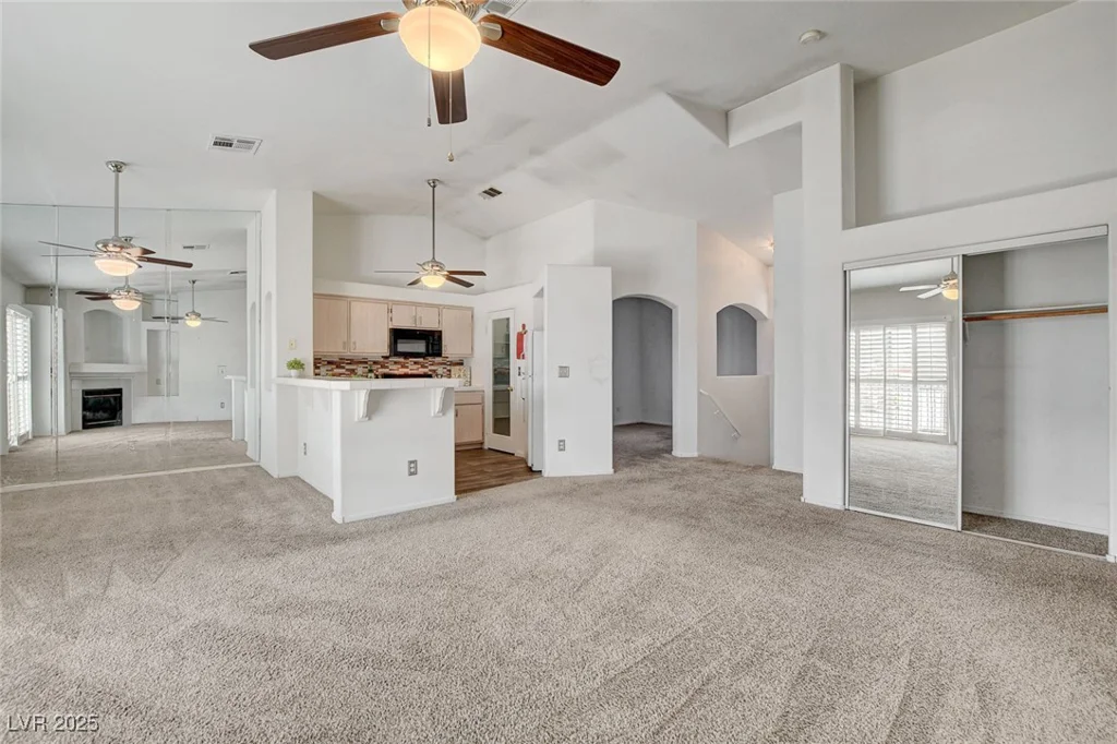 6201 Lake Mead, Las Vegas, NV 89156