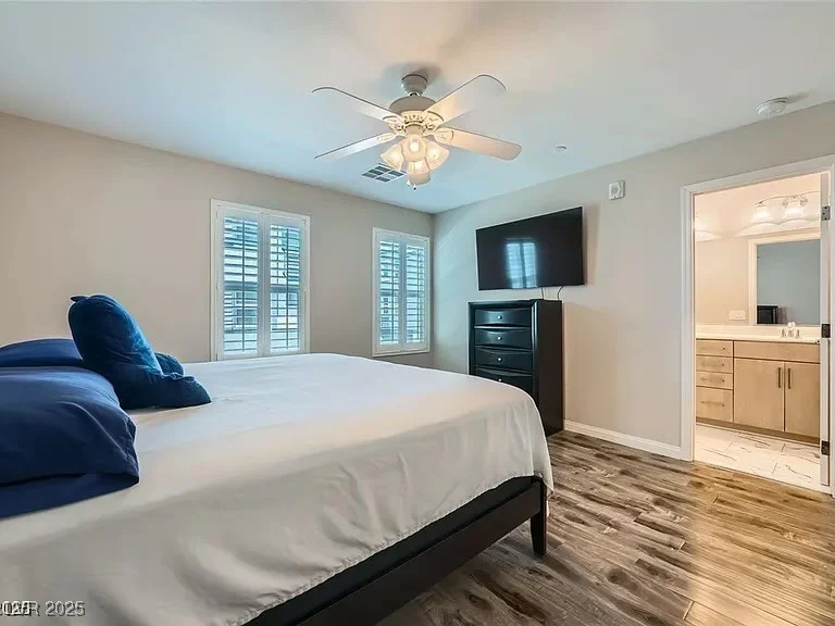 9050 Tropicana Avenue, Las Vegas, NV 89147
