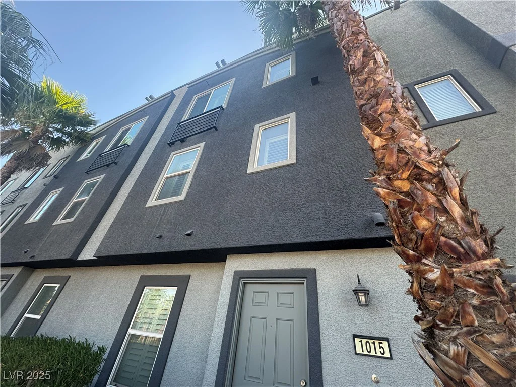 9050 Tropicana Avenue, Las Vegas, NV 89147