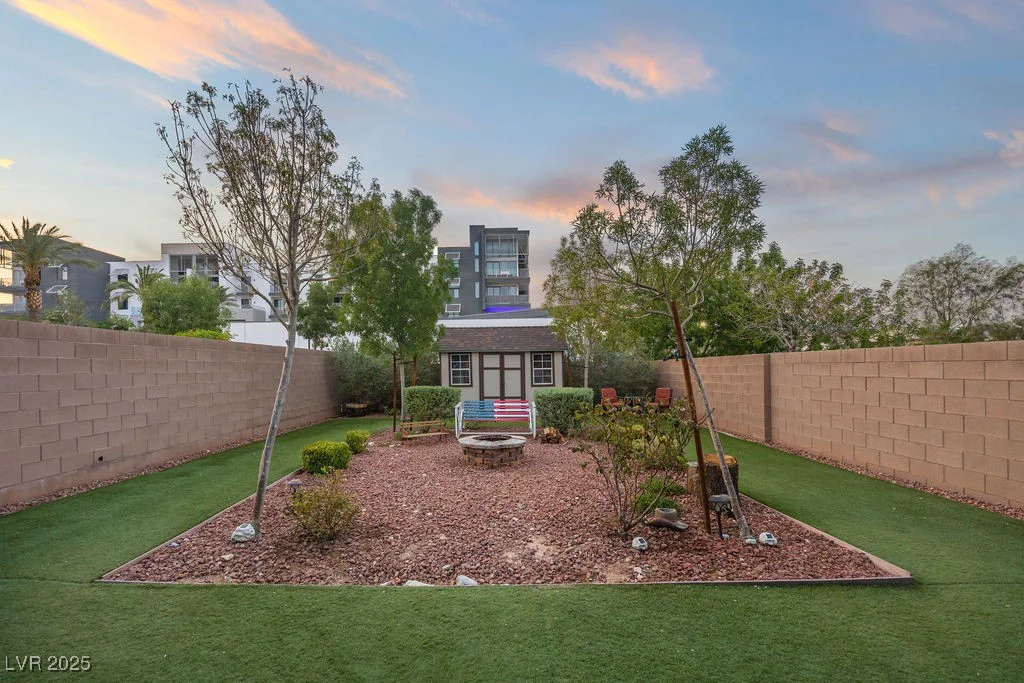 9056 Drummer Bay, Las Vegas, NV 89149