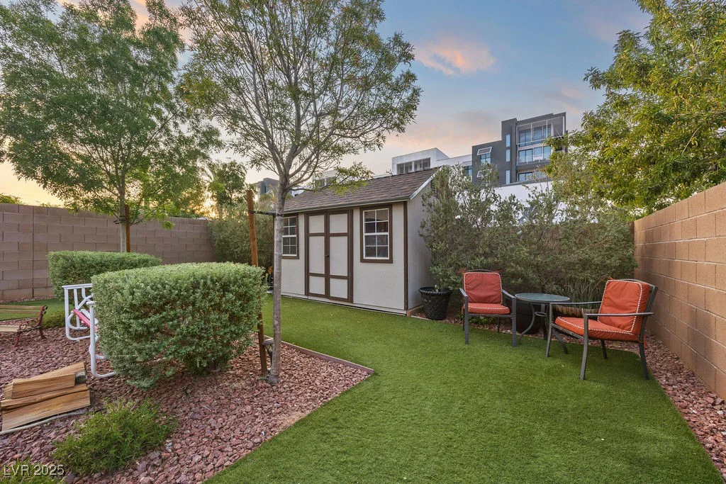 9056 Drummer Bay, Las Vegas, NV 89149