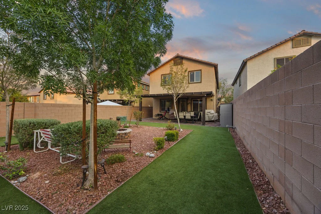 9056 Drummer Bay, Las Vegas, NV 89149