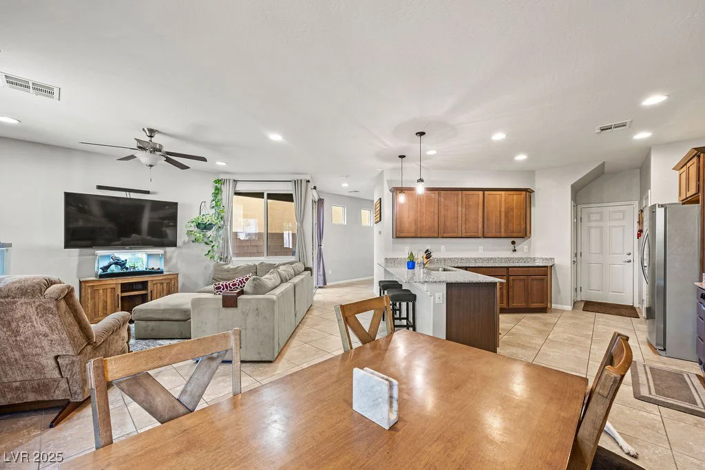 9056 Drummer Bay, Las Vegas, NV 89149
