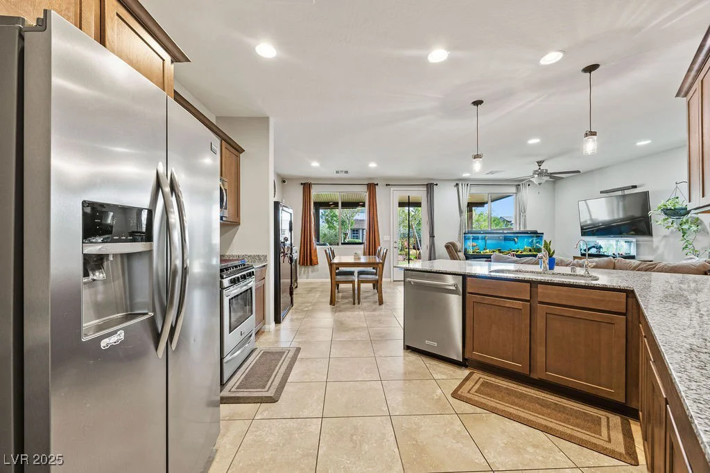9056 Drummer Bay, Las Vegas, NV 89149