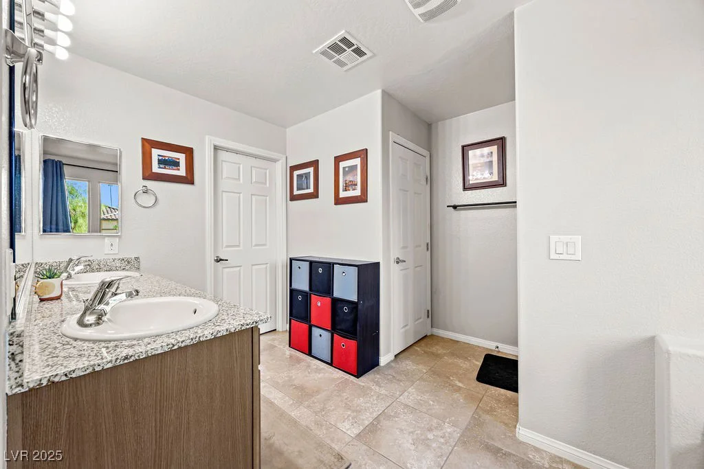 9056 Drummer Bay, Las Vegas, NV 89149