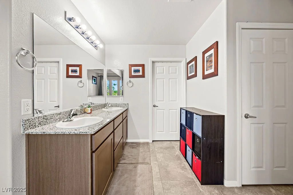 9056 Drummer Bay, Las Vegas, NV 89149