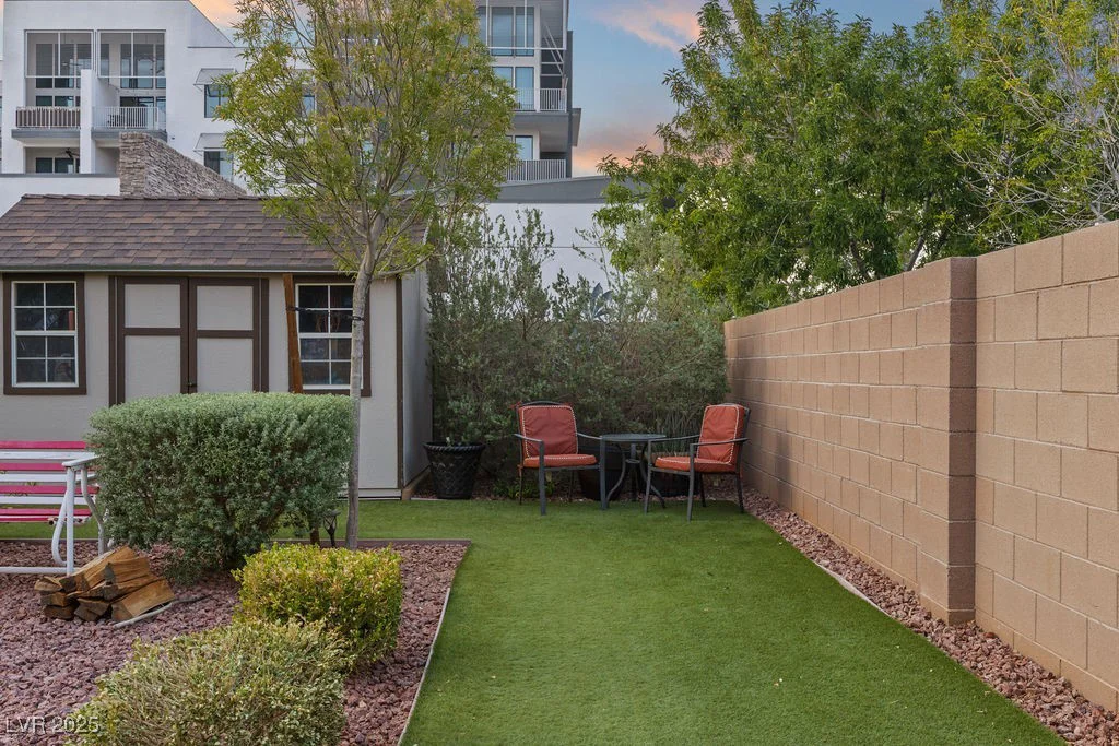 9056 Drummer Bay, Las Vegas, NV 89149