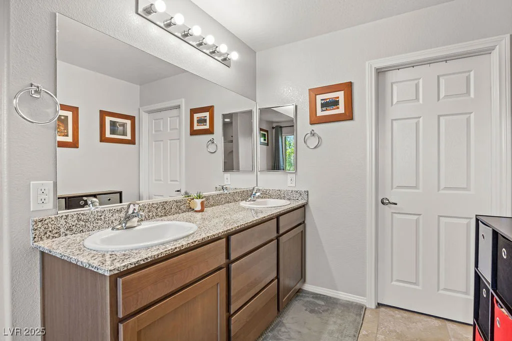9056 Drummer Bay, Las Vegas, NV 89149