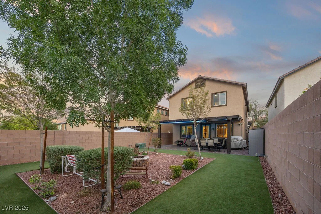 9056 Drummer Bay, Las Vegas, NV 89149